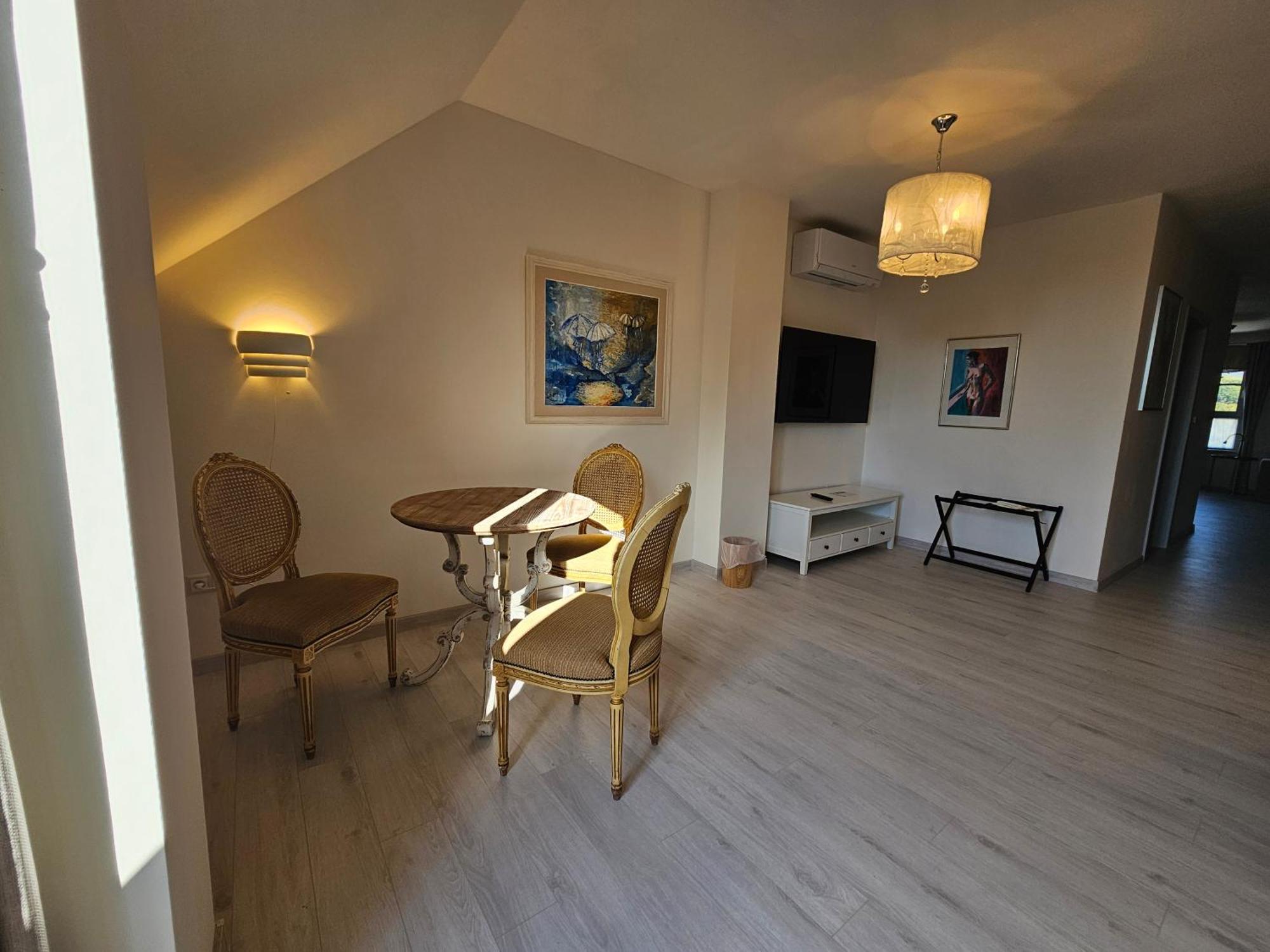 Arkady Hof Hotel Stupava Quarto foto